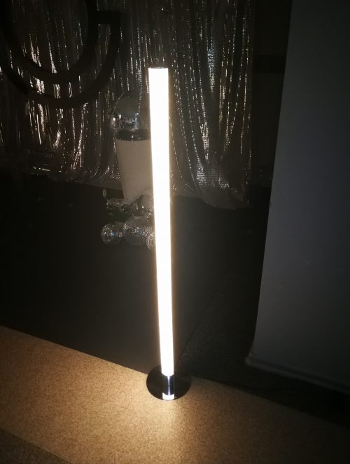 LED sudraba lampa