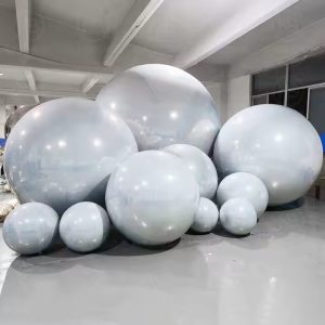 1 m balts balons